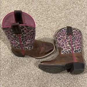 Child Ariat cowgirl boots size 8
